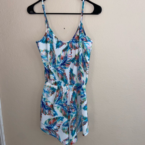 Super cute white y2k floral bottoms Linen romper goin out hipster sleeveless top - Picture 1 of 15